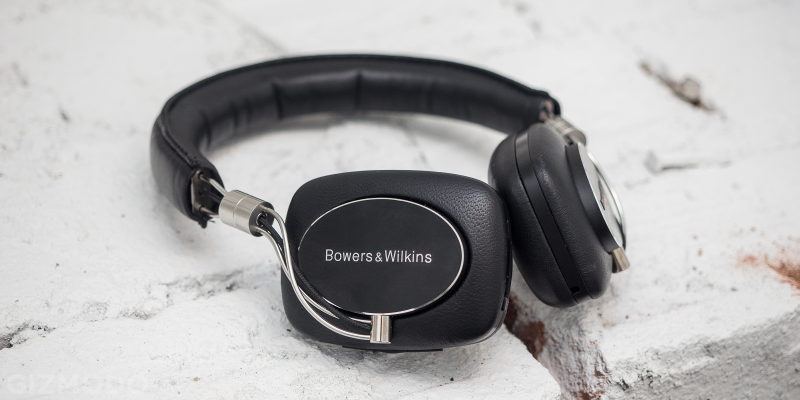 Illustration for article titled Bowers & Wilkins' First Wireless Headphones Are Brilliant—Except for One Thing